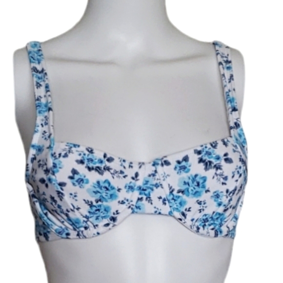 Xhilaration Floral Blue Print Underwire Bikini Top. Women's Size S. - Picture 1 of 14